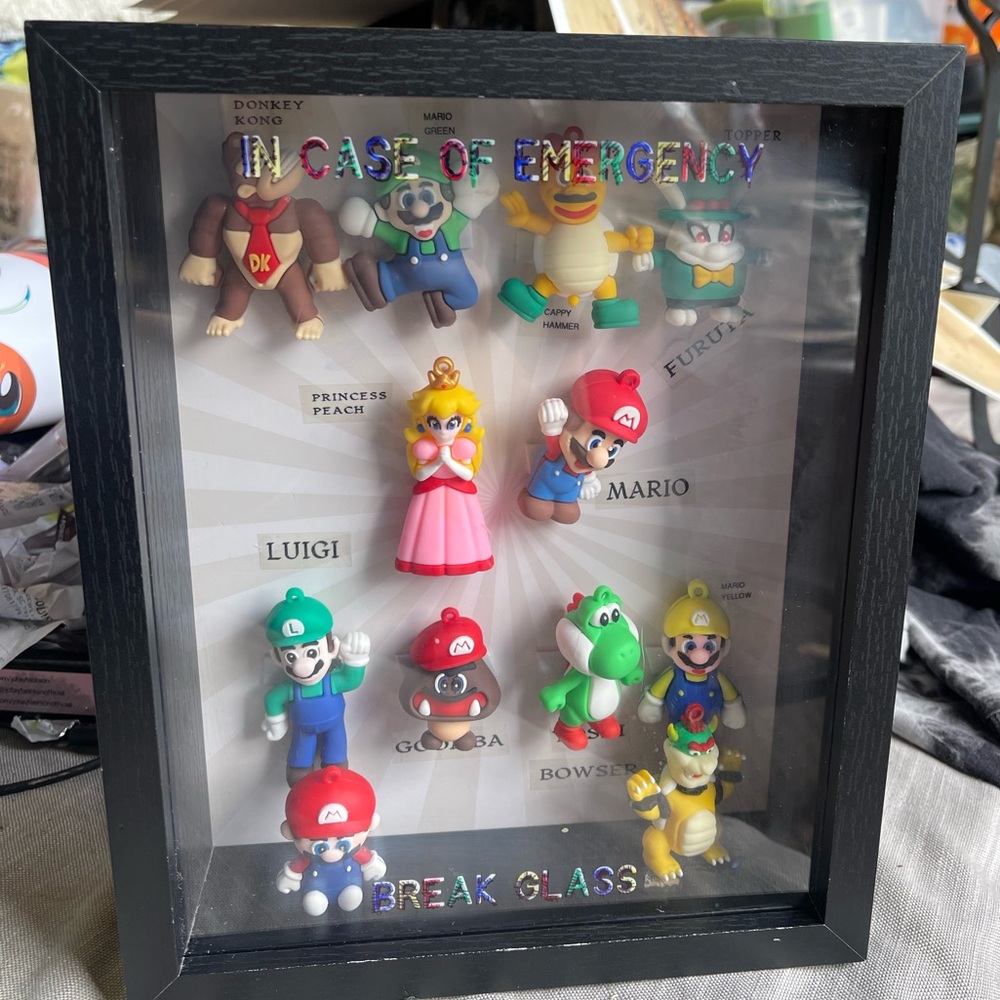 One of a kind, Mario collection box